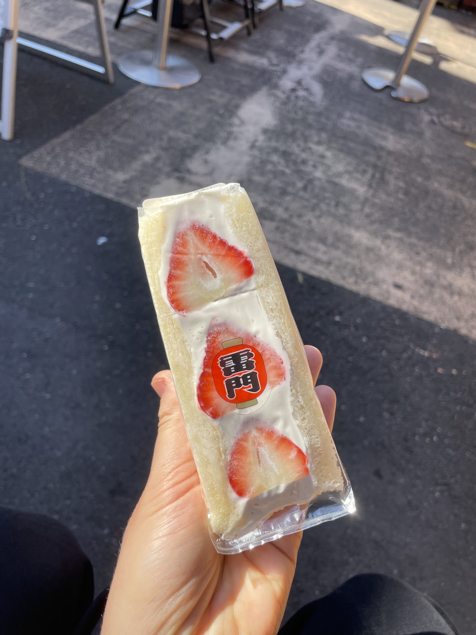 Hatoya vegan fruit sandwich with strawberries Asakusa Tokyo